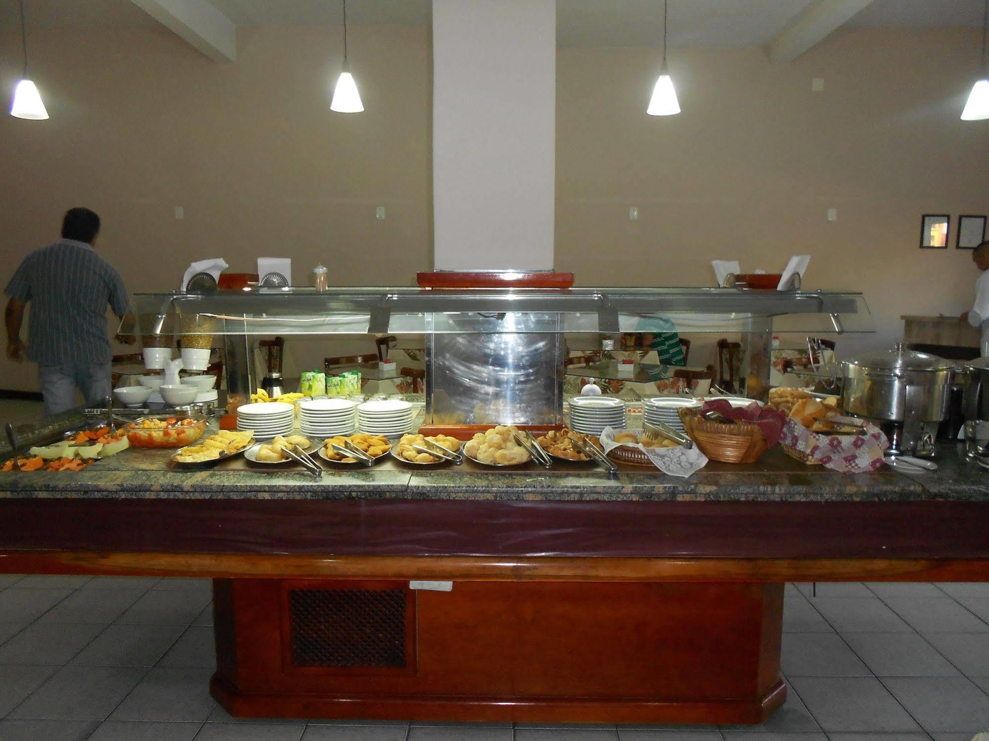 Colossi Hotel Porto Alegre Exteriör bild