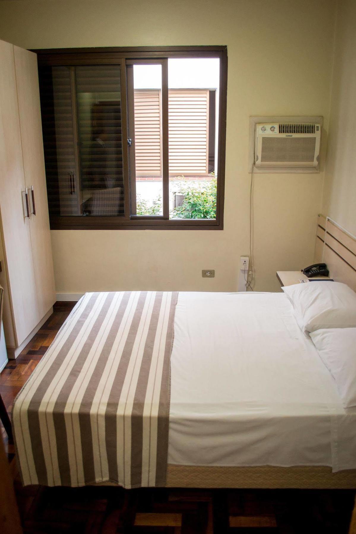 Colossi Hotel Porto Alegre Exteriör bild